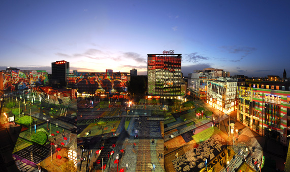 Leuchtwerke light installation in Essen-City Kennedyplatz